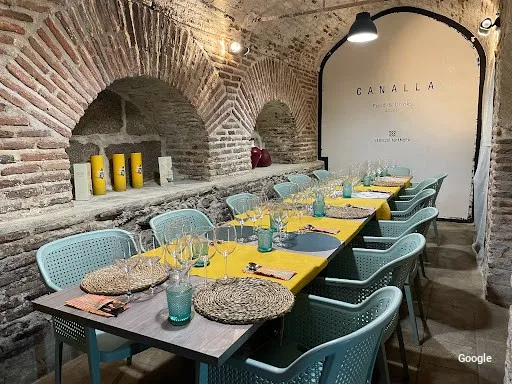 Fusion Canalla Food & Drinks