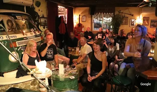 Vegetariana Rock Island Bar