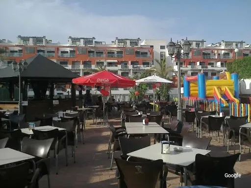 Mediterraneoa Restaurante Chill Out El Tibu