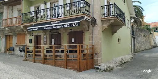 Pasta y Pizzería Pizzeria-Bocateria Medieval