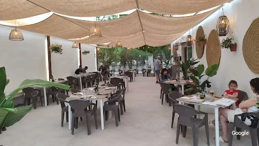 Italiana La Trattoria
