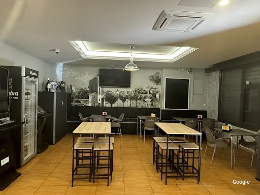 Vegetariana CAFÉ BAR CHAVESTAPAS-BUÑUELOS ALPUJARRA