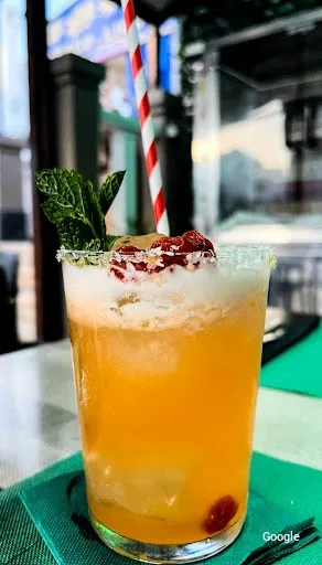 Vegetariana Carnival Drink & Food