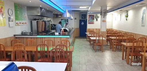Barazki Jana PAKWAAN RESTAURANTE INDIO Y DONER KEBAB Halal food طعام حلال باكستاني