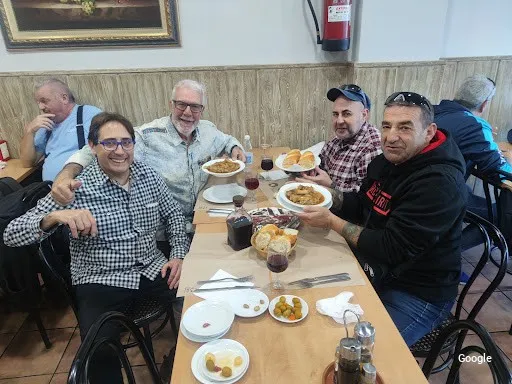 Other Spanish cuisines Nois I Noies