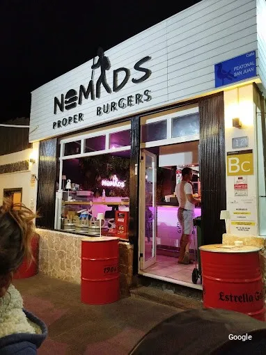 Americana Nomads proper burgers