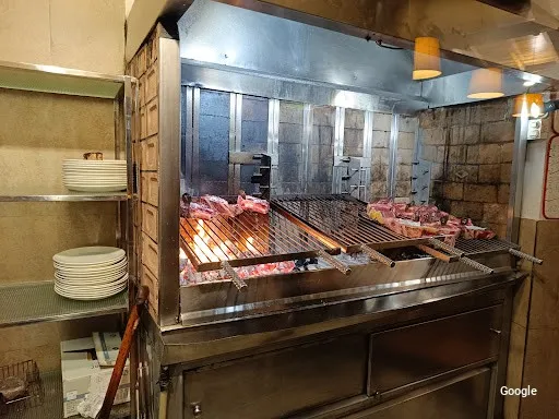 Vasca Sidreria Zelaia Sagardotegia