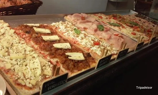 Pasta y Pizzería Al Tall Pizzes I Mes
