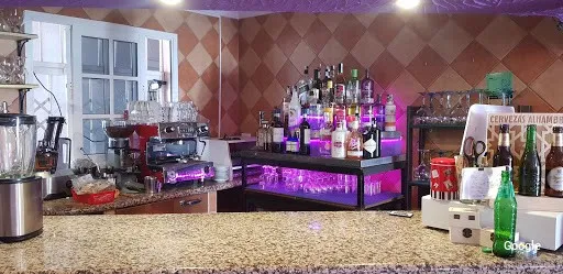 Italian Amber's Bar