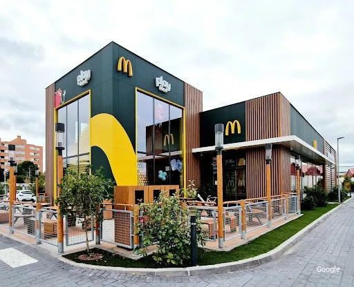 Cibo veloce McDonald's - Villaverde