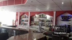 Otras cocinas españolas La Perla Family Bar / Restaurante