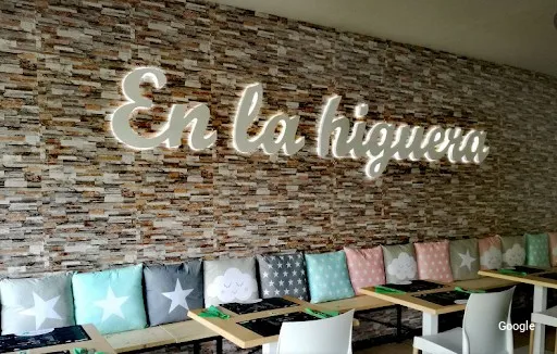 Vegetariana Pizzería En la Higuera