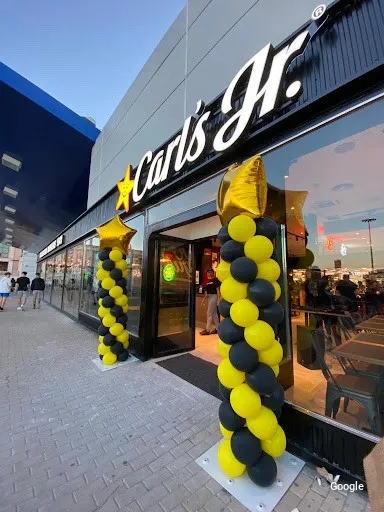 Americana Carl's Jr - SS de los Reyes