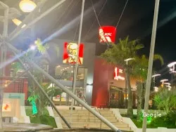 Comida rápida KFC Ozone