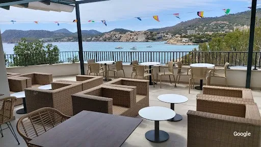 Barazki Jana LUNA 81 Lounge Bar