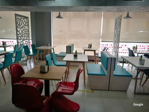 Vegetariana Cafeteria El Bombon