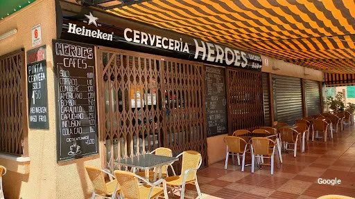 Vegetariana Sport Bar Heroes