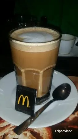 Menjar ràpid McDonald's - Isaac Peral