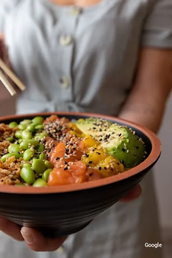 Tailandesa Urban Poke M3 Leganés
