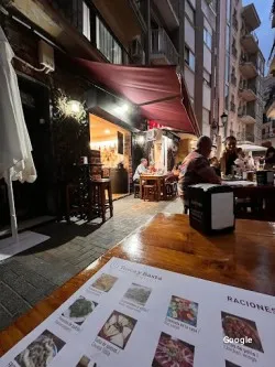 Tapas Tasca y Basta