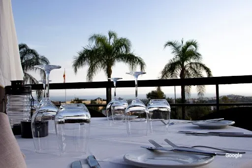 Vegetariana LA VIEW Restaurant | Lounge Bar
