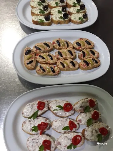 Other Spanish cuisines Botelleria El Anden