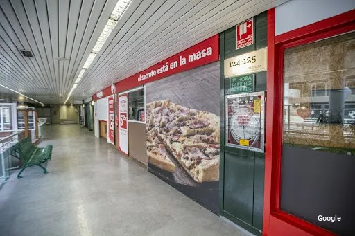 Pasta i Pizzeria Telepizza - El Burgo 2