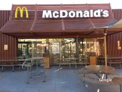 Comida rápida McDonald's - Santa Pola