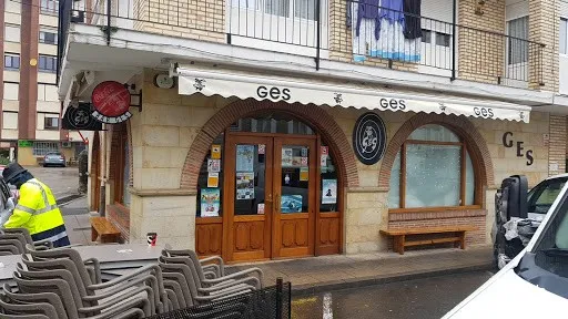 Menjar ràpid Cafe Bar Ges