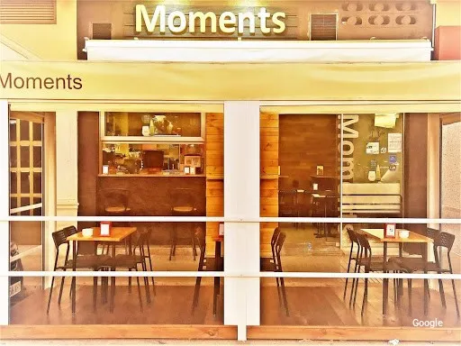 Vegetarian Cafè Moments