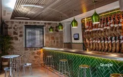 Tapes Cafe Manas Bar Los Jamones