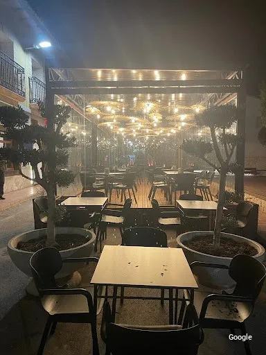 Vegetariana Cafe Trivial