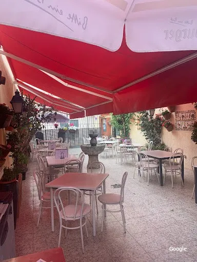 Pasta and Pizza Rest. Casa Austria