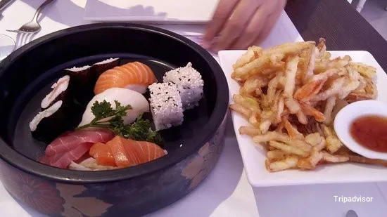 Japanese Sushiwakka