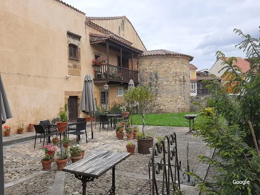 Vegetariana Castillo de Valdés Salas Restaurante