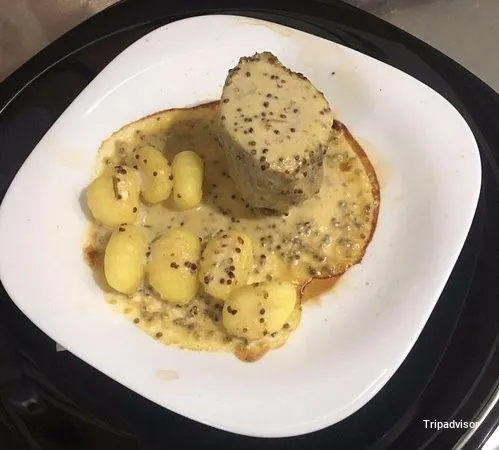 Francesa Taberna Gurugú...'Tapas con Alma'