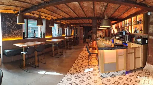 Vegan ISMANO Gastro - Bar