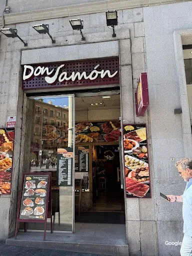 Pasta i Pizzeria Museo del Jamón (Gran Vía)