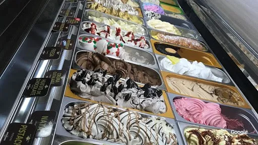 Vegetariana GELATERIA TUTTI FRUTTI PIZZERIA