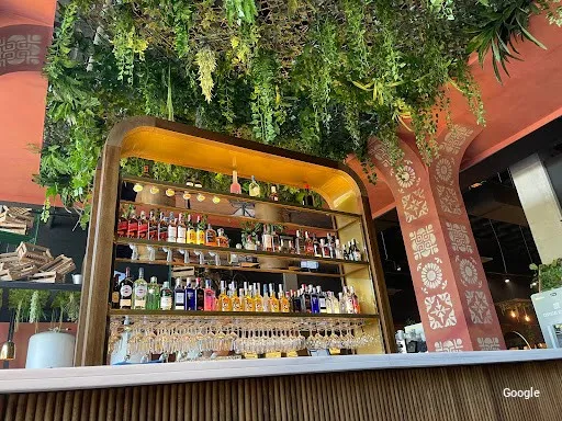 Mediterranean Restaurante Wanderlust CC Oasiz