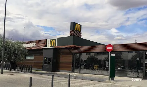 Janari Azkarra McDonald's - Azuqueca
