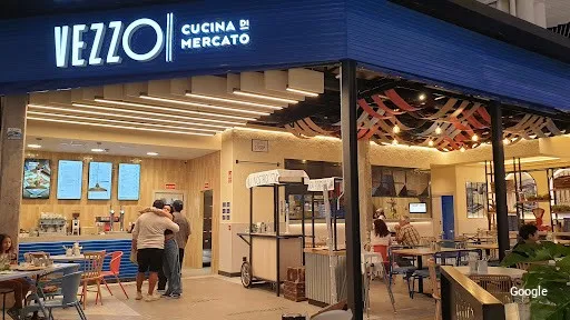 Italiana Vezzo - C.C. Parque Corredor