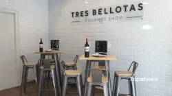 Mediterránea Tres Bellotas Gourmet Shop