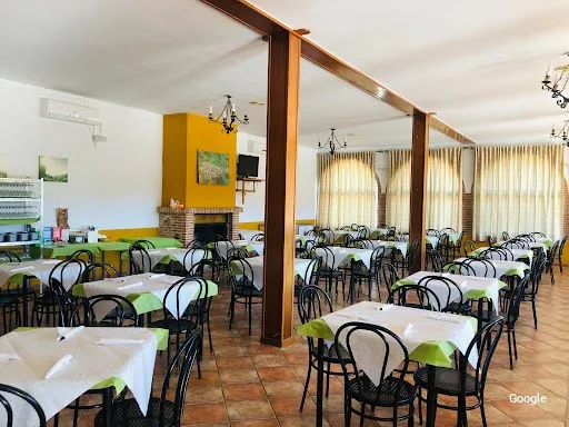Japonesa Restaurante Piscina Municipal