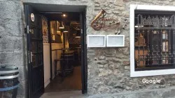 Basque Pizzeria Santi Kafe - Bar