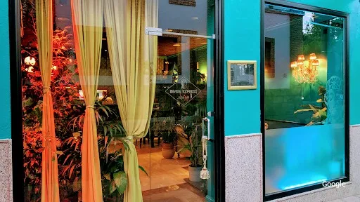 Vegetarian Restaurante Japonés - MIYAGI EXPRESS SUSHI BAR