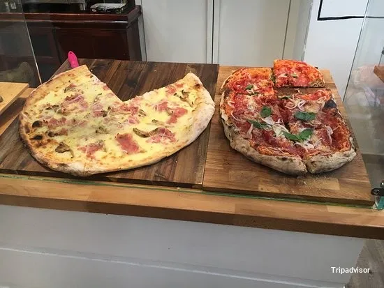 Italiana Lola's Bakery