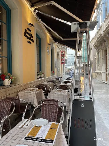 Vegetariana HELENA TAPAS Y COMIDA ESPAÑOLA MALAGA