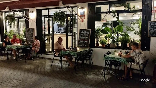 Barazki Jana Jungle Bistro Ibiza