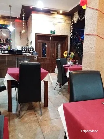 India RED ChiLLi INDIAN RESTAURANT